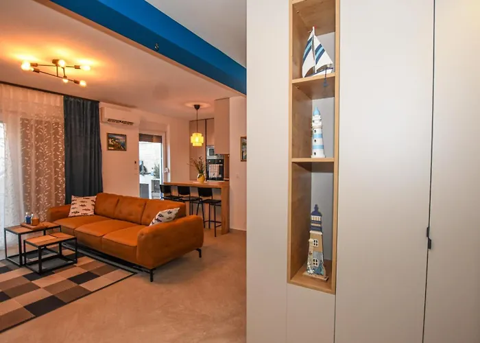 Apartment T E A Pag With Hot Tub Pag Town