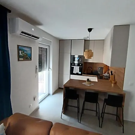 Apartment T E A Pag