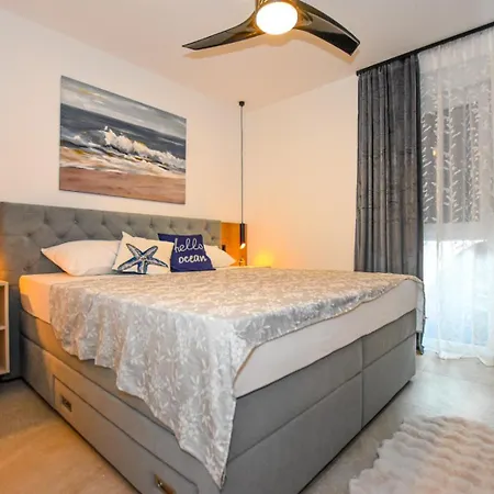 Apartamento T E A Pag With Hot Tub *