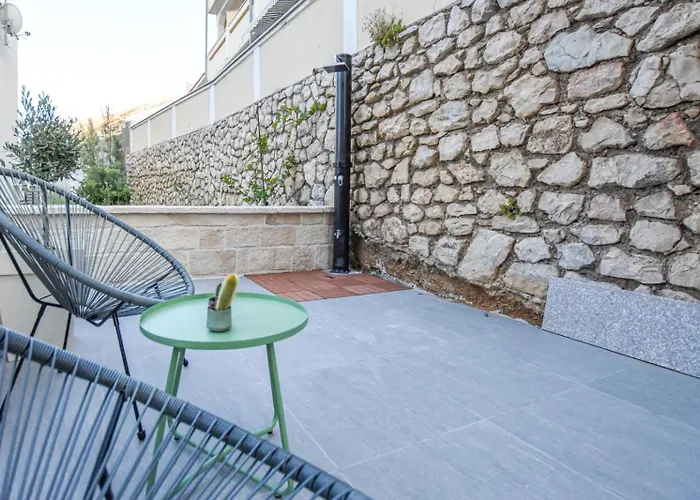 דירה T E A Pag With Hot Tub פג